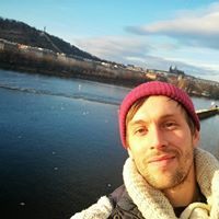 Денис Горлов