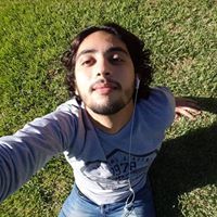 أشرف مشاهد