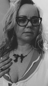 Joeline ReadsWhileSippingCoffee