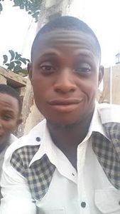 Léø Lätèéf Hølùwähthösiñ