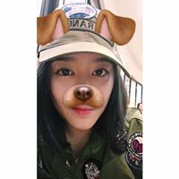 Elaine Yong