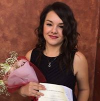 Μαρία Νιάρου