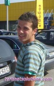 Tosanov Simon