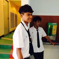 กระ' โถน