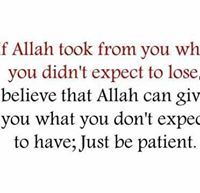 মাহিনূর শুভ্রা