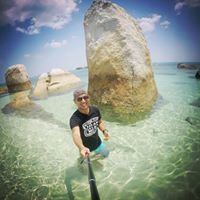 Andy Sang Movieholic