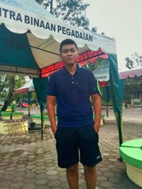 Daris M