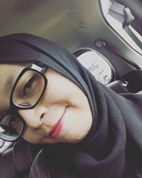 Ratna Apriyani