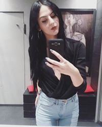 Έλενα Παπαποστόλου