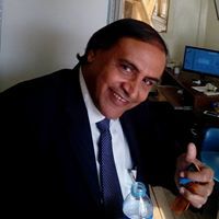 المؤلف يوسف