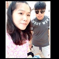 แปดโมง ห้าสิบเก้า