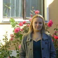 Оля Ткаченко