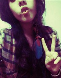 Leslie Flores