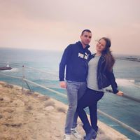 Хюлия Табакова