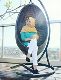 Putri Widhyasmara