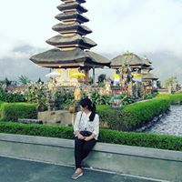 Evi Santhi