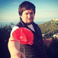 Александр Емельянов