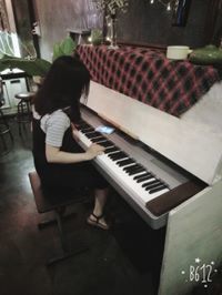 Ý Nguyễn