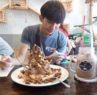 ภาคิน น้อยหมอ