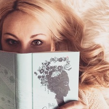 Pavla Between Paper and Mind