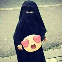 منتظرة للمولى