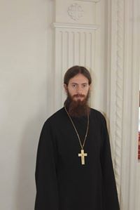 Священник Игорь