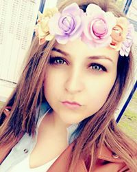 عائشة الدندشي