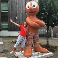 Katie McQuin-Roberts