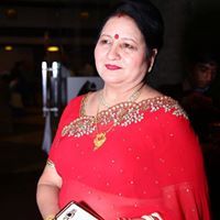 Neena Jhol
