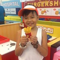 PrinceHoward Echalar