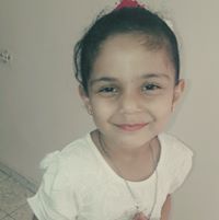 طالبة الشهادة