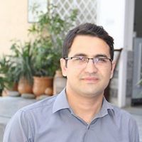 Yunas Khan