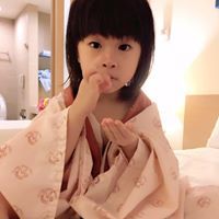 Yiwei Zhong