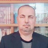 رياض كاتب واعلامي