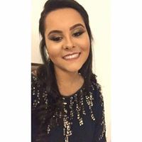 Lívia Naves