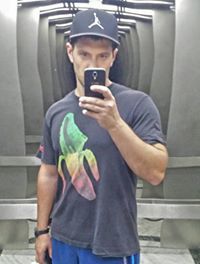 Антон Науменко