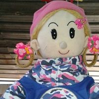 متفائلة بجنون