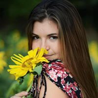 Olivia Daniels