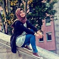 جميلة باخلاقي