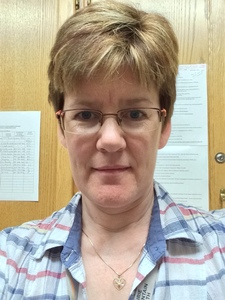 Maggie (Magsisreadingagain)