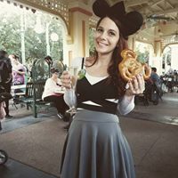 Stephanie Aniotzbehere