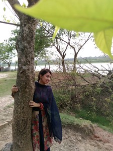 আকাশলীনা অতন্দ্রীলা