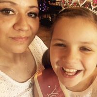 Roberta Lopez Hoskins