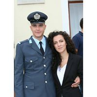 Στέλλα Μανουσάκη