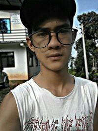 श्रेष्ठ मुस्कान