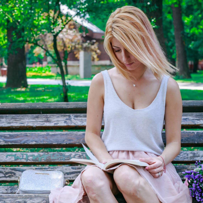 Goodreads profile picture for @overwhelming