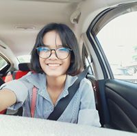 แพรว สะดิ้ง