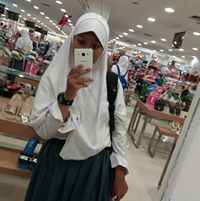 Devy Arum Sari