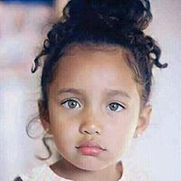 فيصل العزوزي