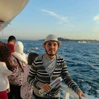 مصطفى إدريس